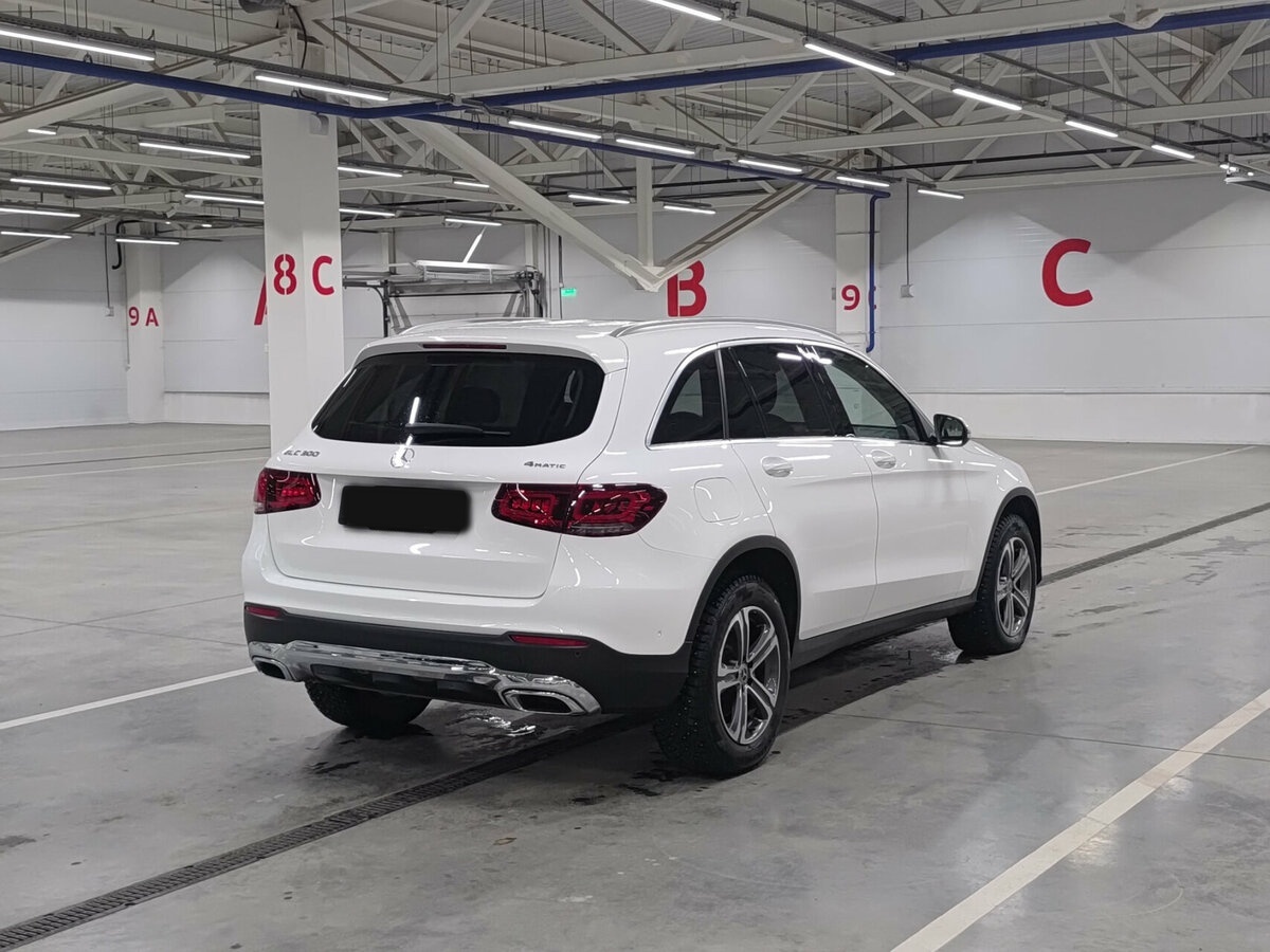 Mercedes-Benz GLC с пробегом — 2021 год. Фото: #4