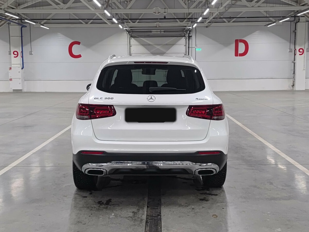 Mercedes-Benz GLC с пробегом — 2021 год. Фото: #5