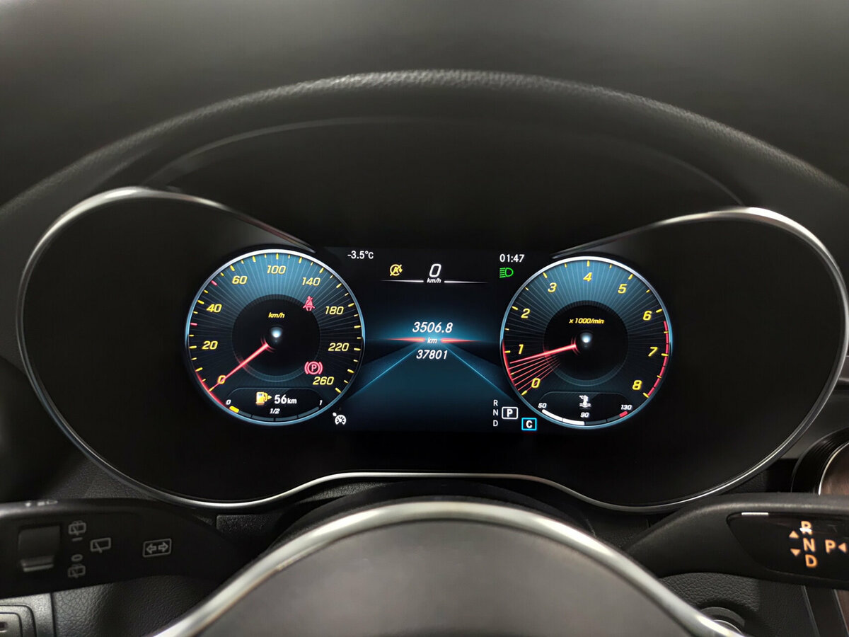 Mercedes-Benz GLC с пробегом — 2021 год. Фото: #12