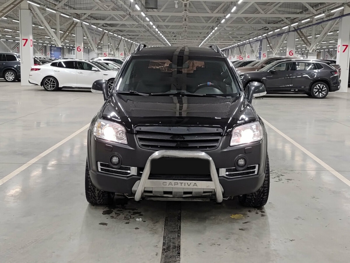 Chevrolet Captiva с пробегом — 2008 год. Фото: #1
