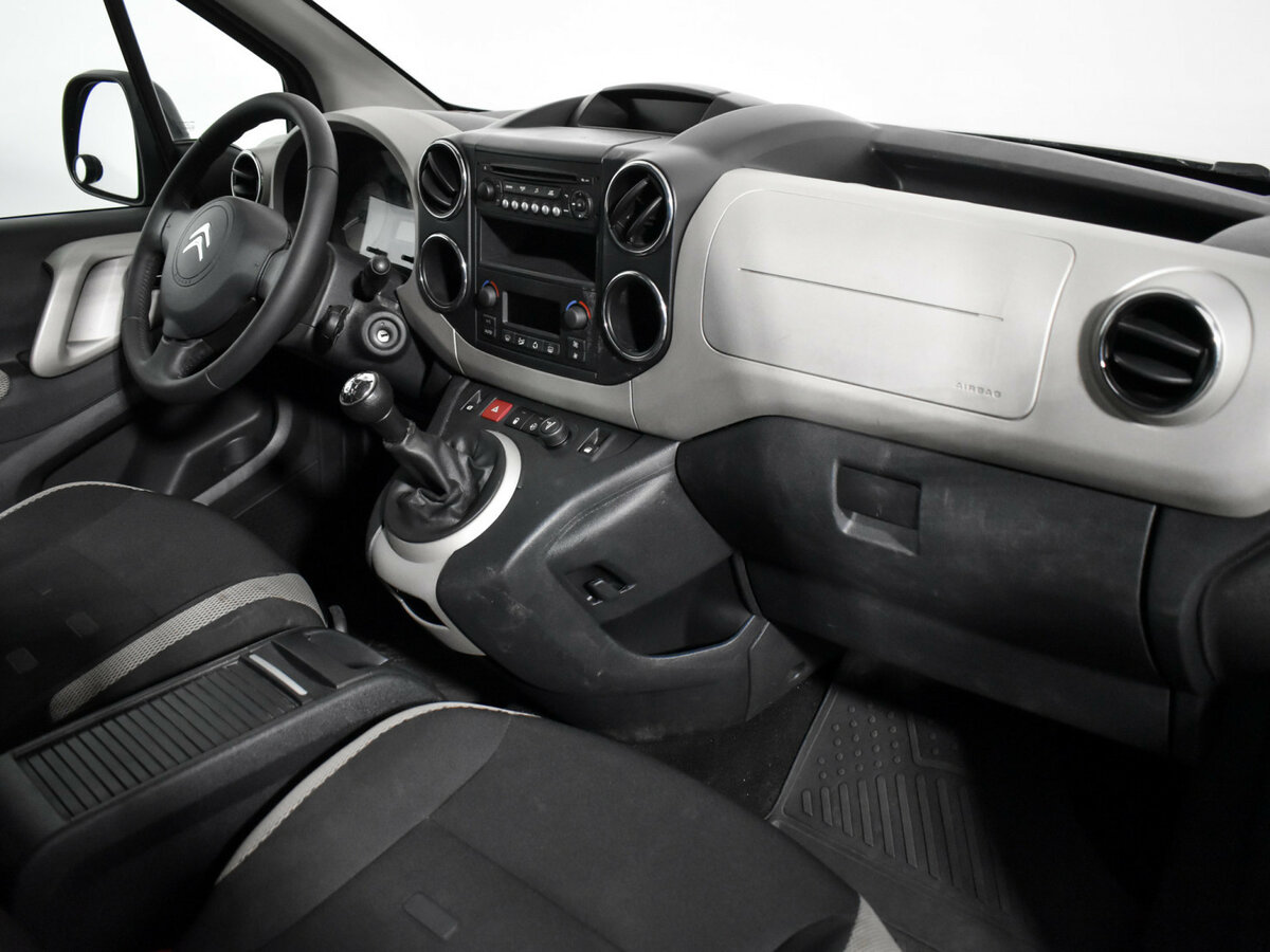 Citroen Berlingo с пробегом — 2013 год. Фото: #9