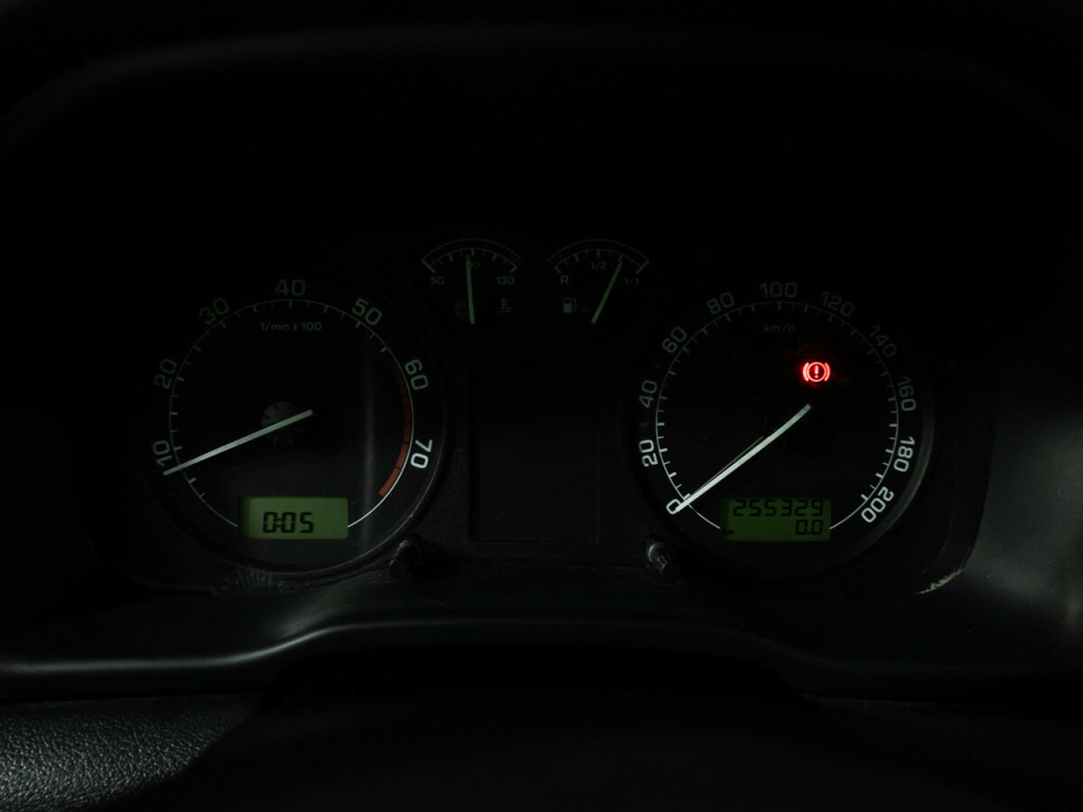 Skoda Octavia с пробегом — 2010 год. Фото: #11