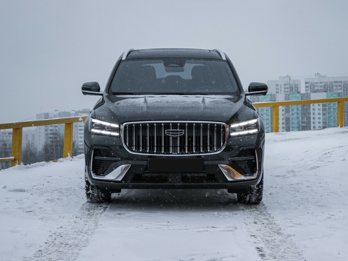 Geely Monjaro с пробегом — 2025 год. Фото: #1