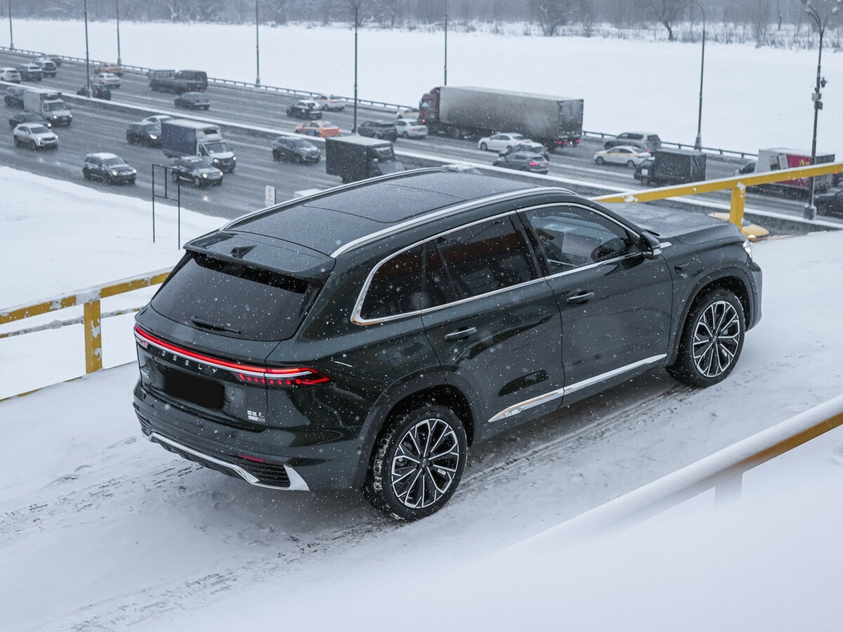 Geely Monjaro с пробегом — 2025 год. Фото: #4