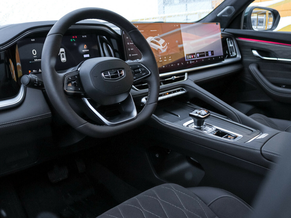 Geely Monjaro с пробегом — 2025 год. Фото: #10