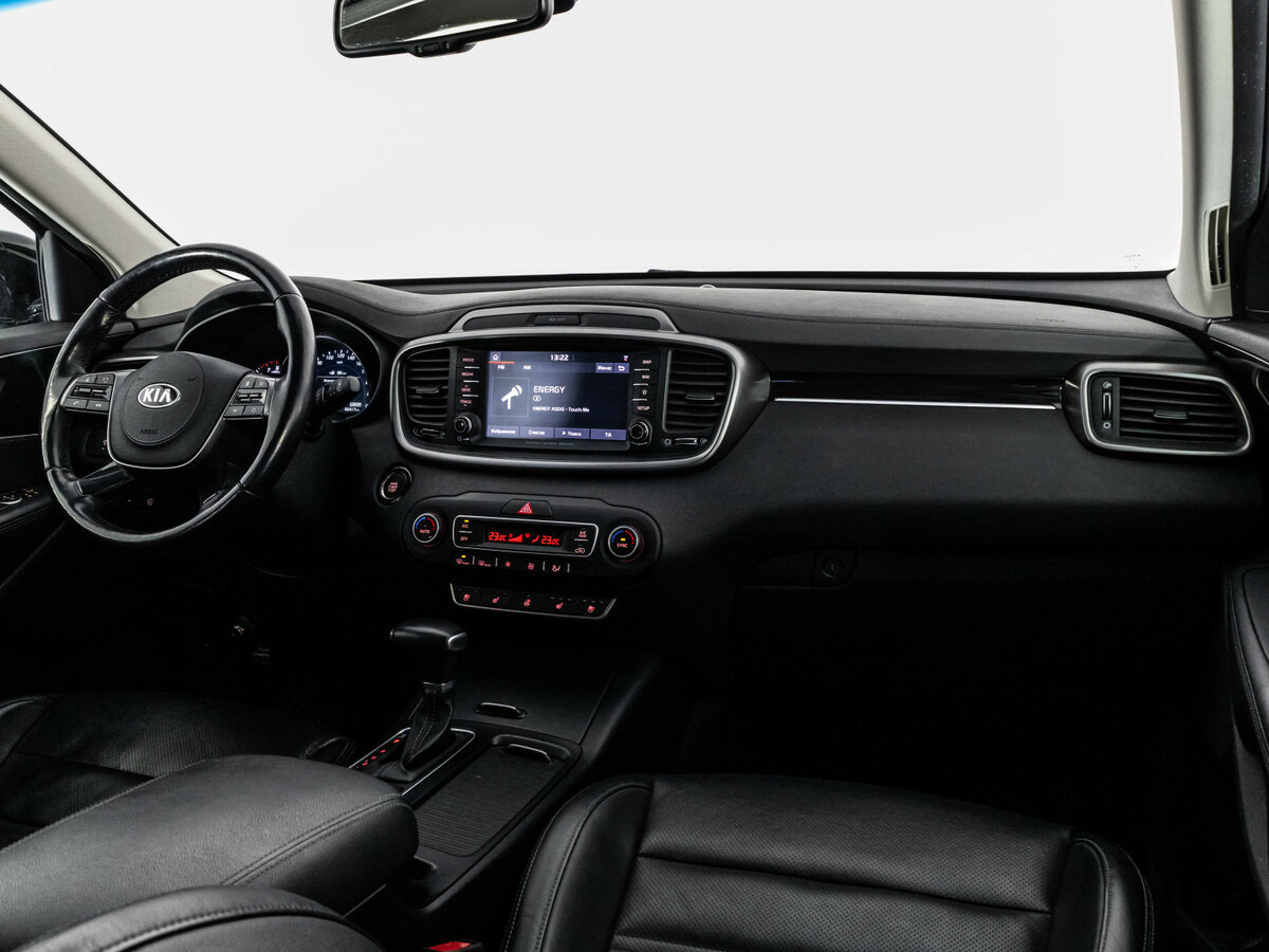 Kia Sorento с пробегом — 2018 год. Фото: #6