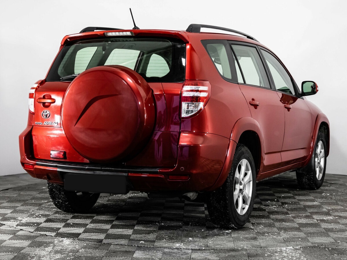 Toyota RAV4 с пробегом — 2010 год. Фото: #3