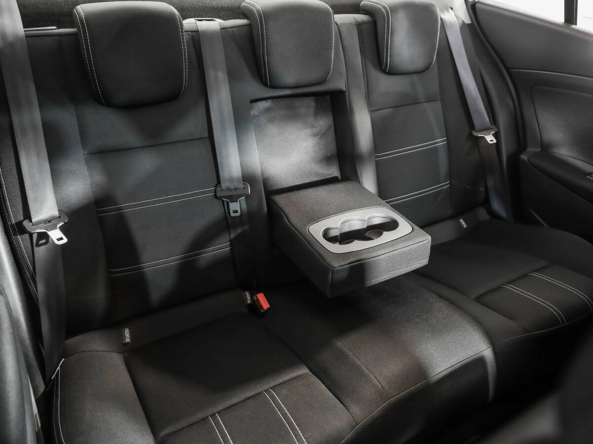 Renault Fluence с пробегом — 2014 год. Фото: #20