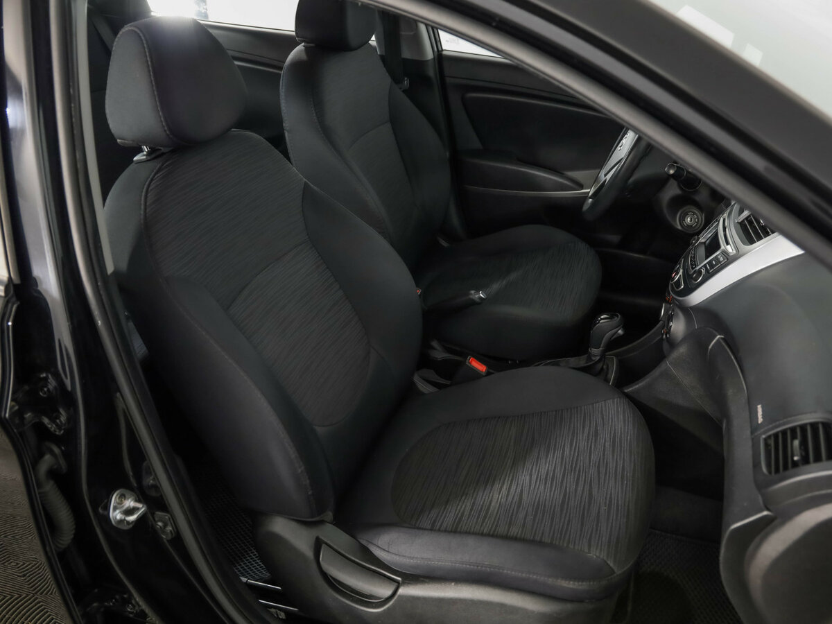 Hyundai Solaris с пробегом — 2016 год. Фото: #15