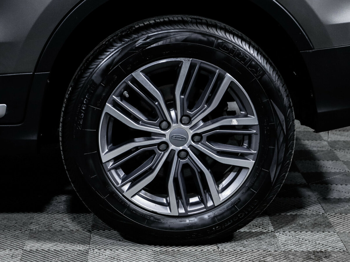 Geely Atlas Pro с пробегом — 2022 год. Фото: #14