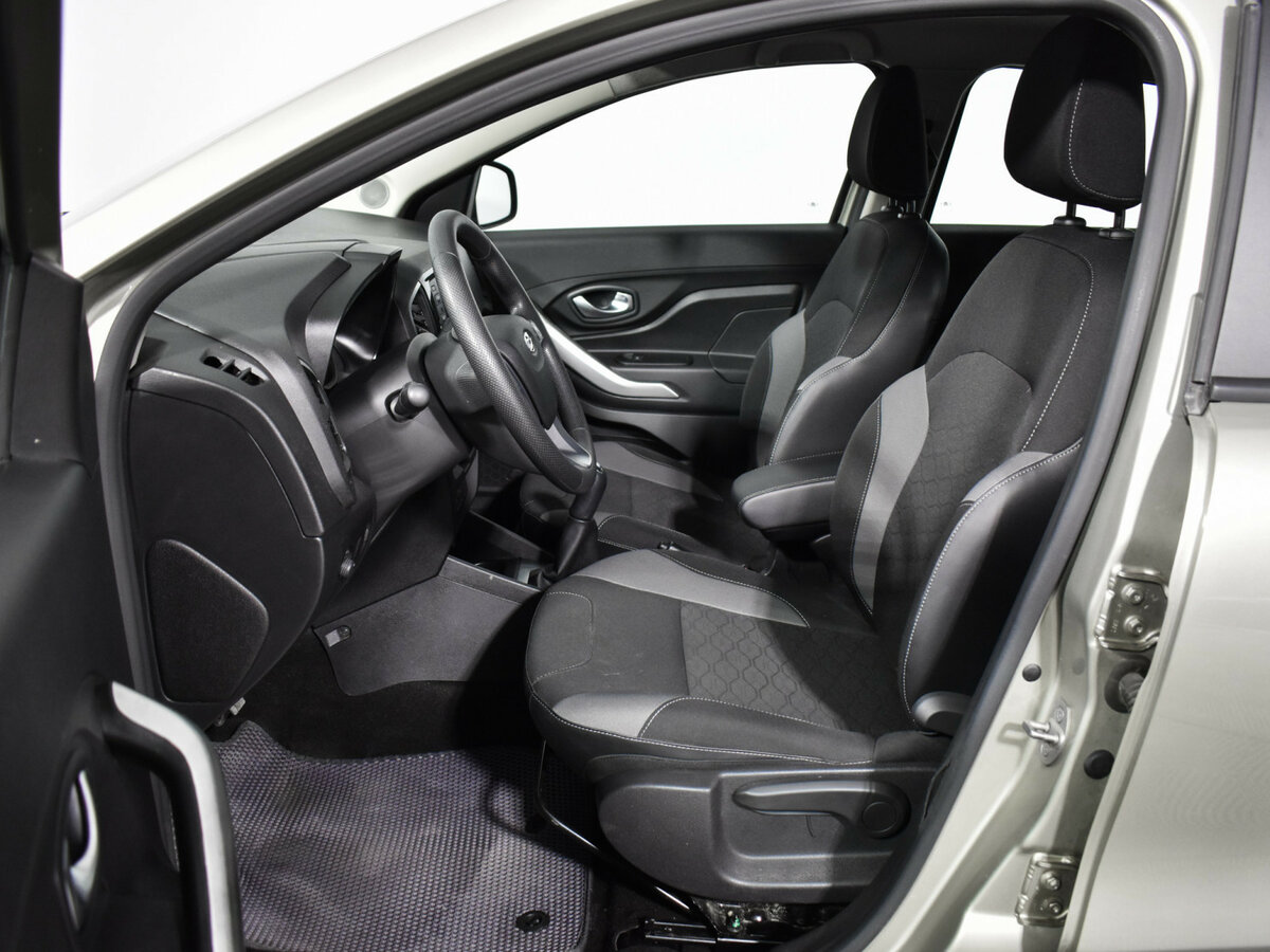 Lada (ВАЗ) XRAY с пробегом — 2022 год. Фото: #9