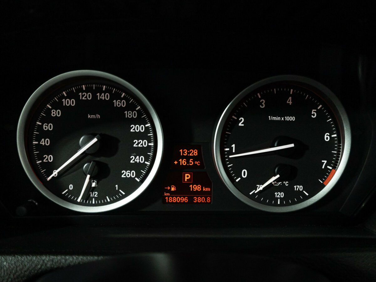 BMW X6 с пробегом — 2013 год. Фото: #11