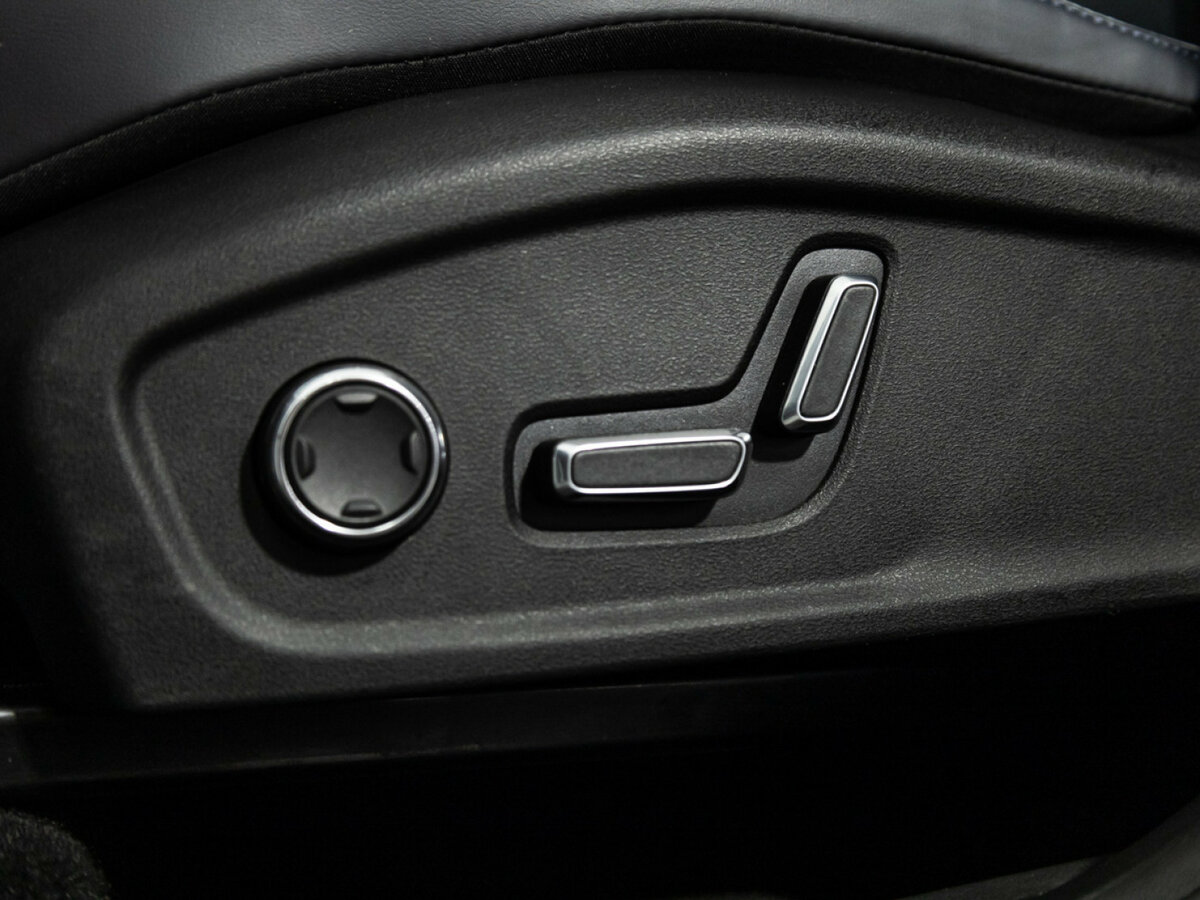 Geely Atlas с пробегом — 2023 год. Фото: #13