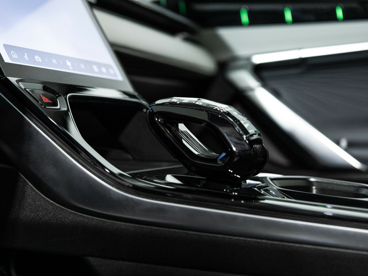 Geely Atlas с пробегом — 2023 год. Фото: #15