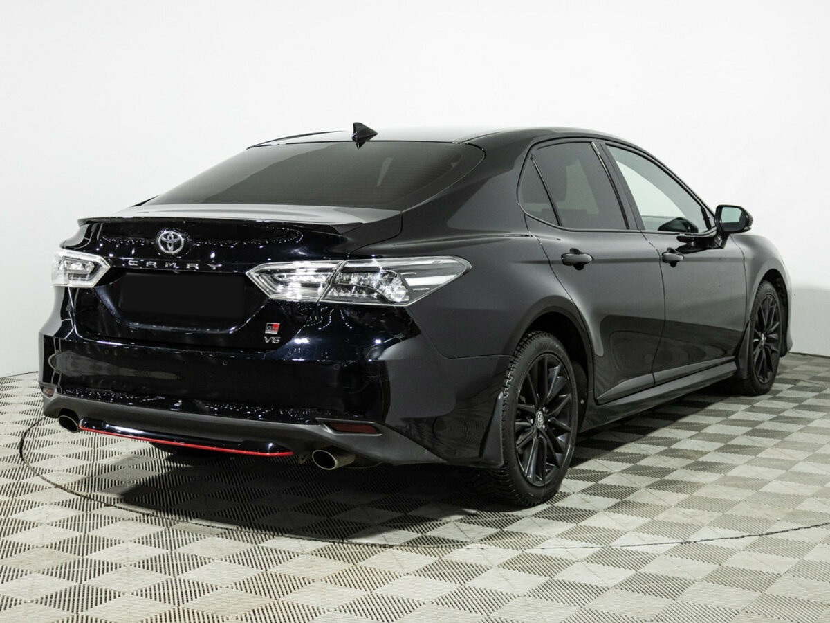 Toyota Camry с пробегом — 2022 год. Фото: #4