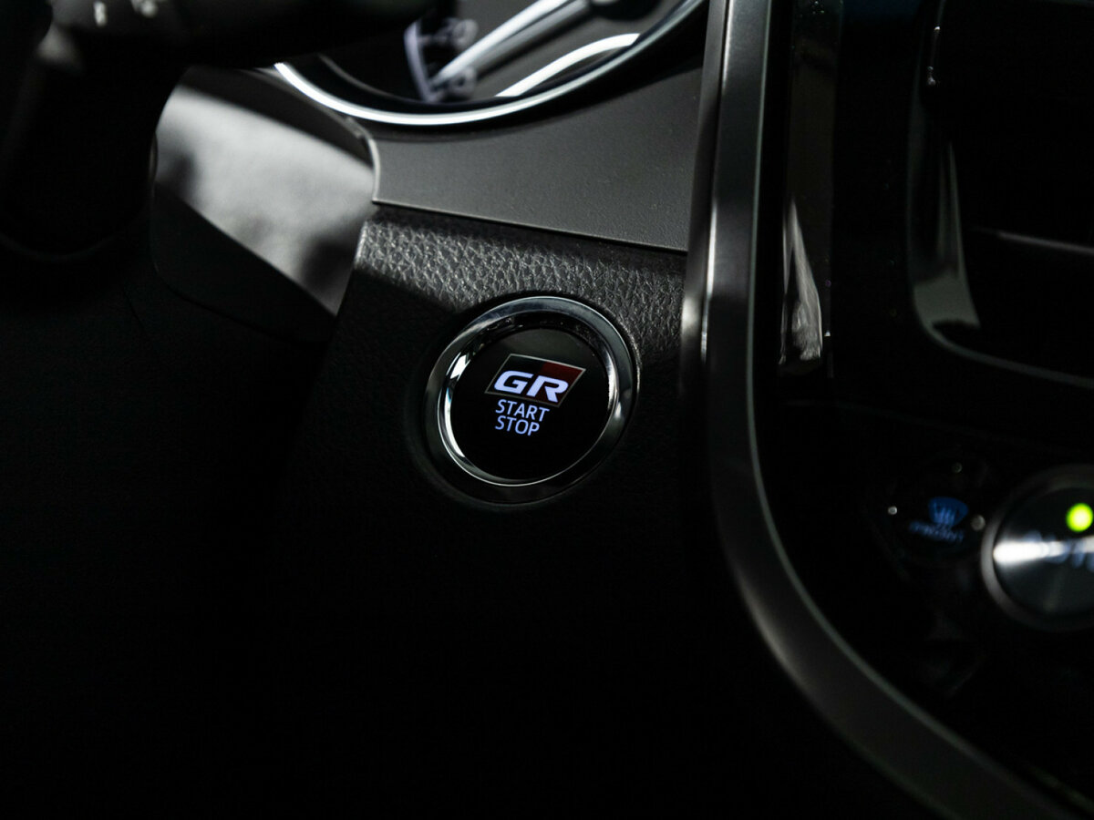 Toyota Camry с пробегом — 2022 год. Фото: #17