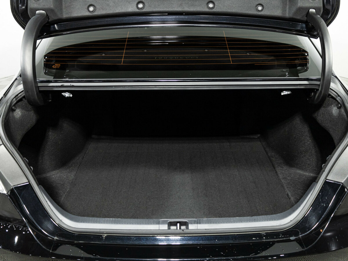 Toyota Camry с пробегом — 2022 год. Фото: #21