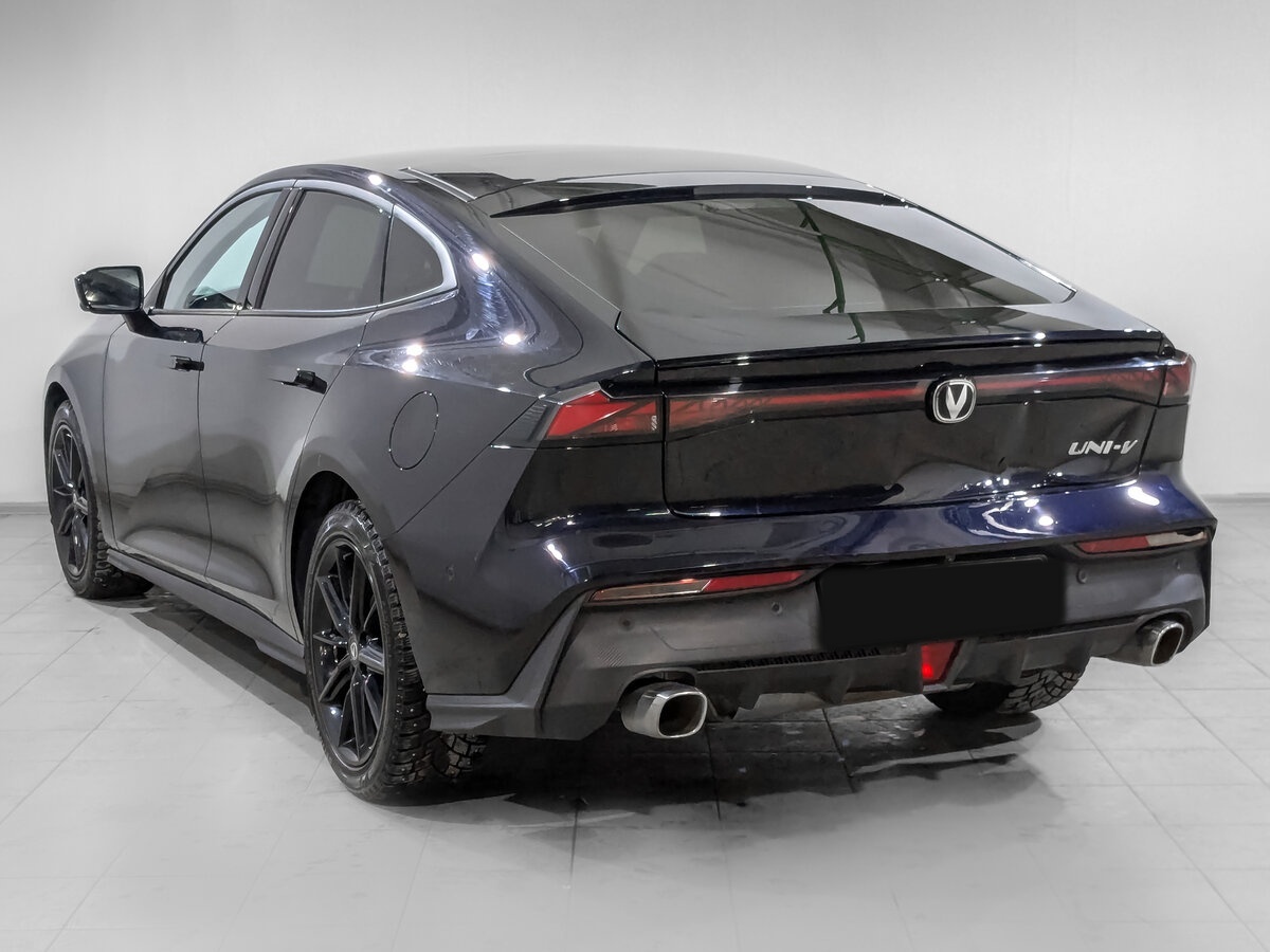 Changan UNI-V с пробегом — 2023 год. Фото: #6