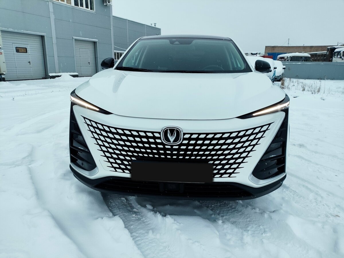 Changan UNI-T с пробегом — 2023 год. Фото: #1