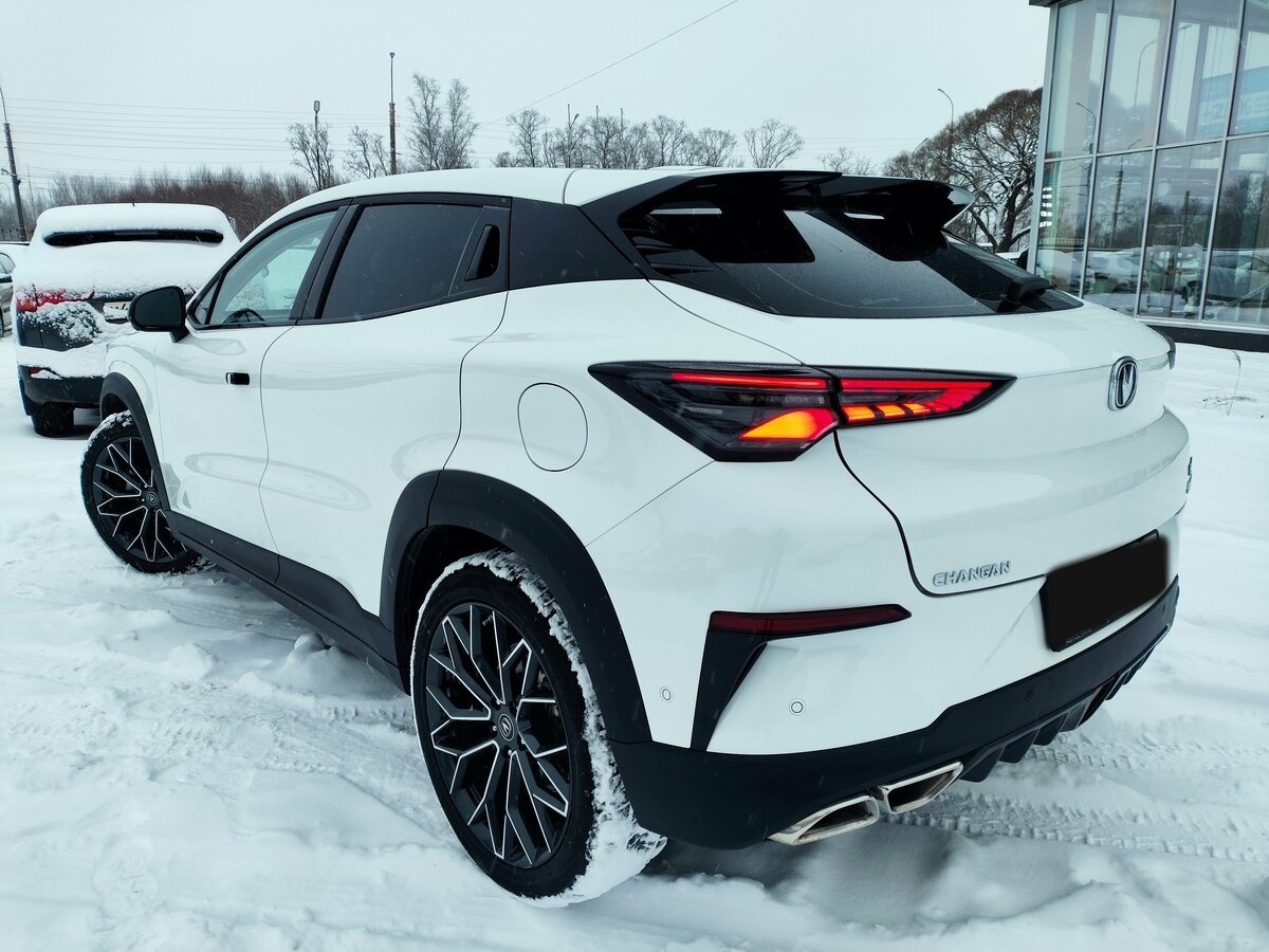 Changan UNI-T с пробегом — 2023 год. Фото: #3