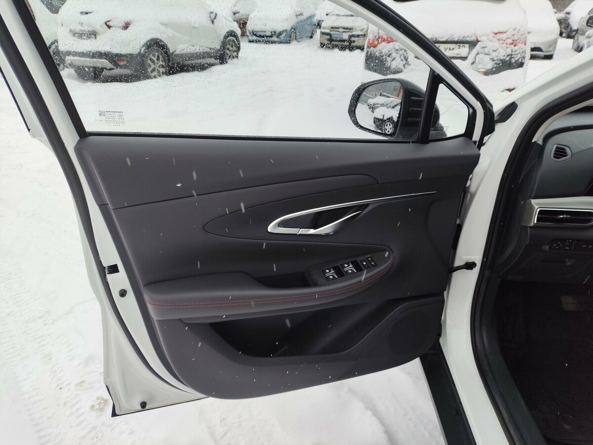 Changan UNI-T с пробегом — 2023 год. Фото: #12