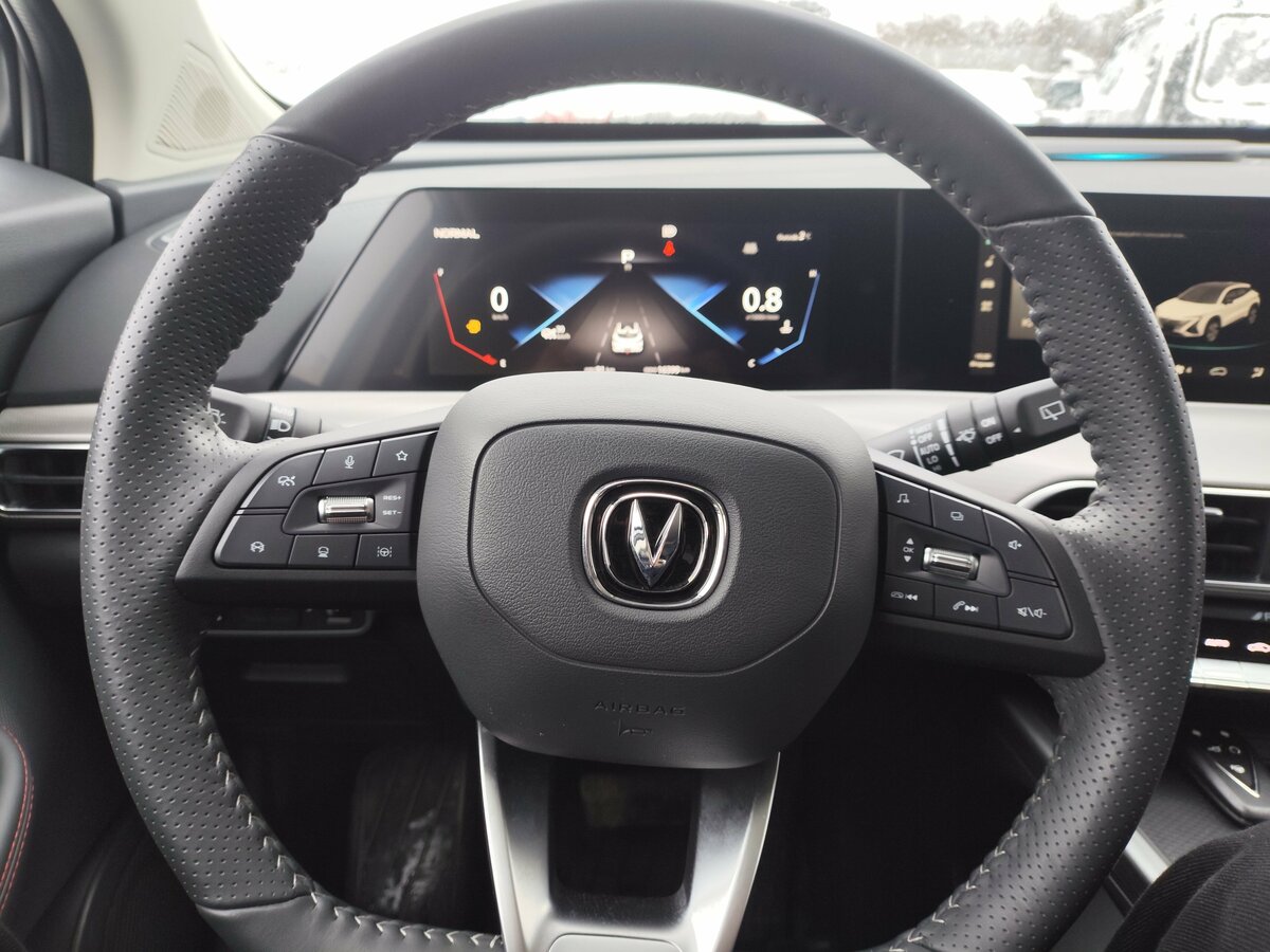 Changan UNI-T с пробегом — 2023 год. Фото: #19