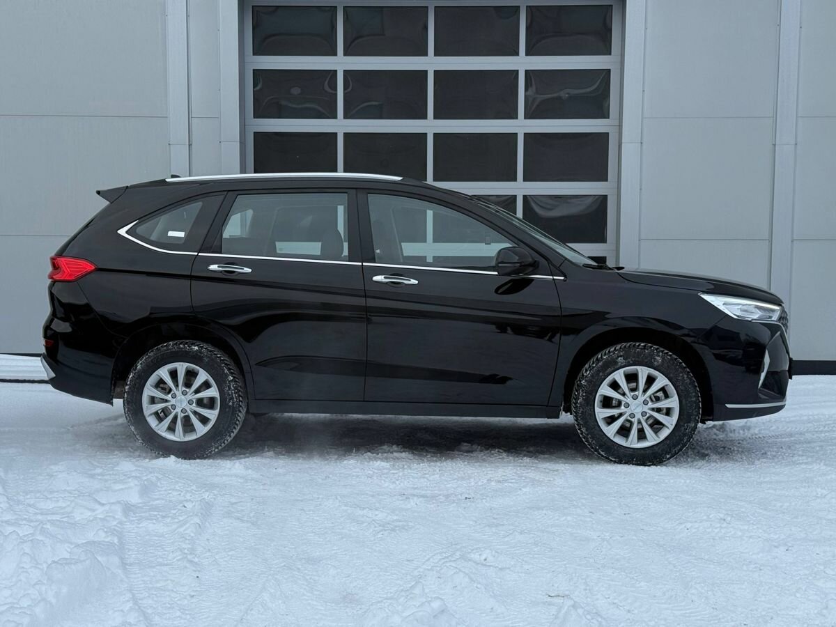 Haval M6 с пробегом — 2024 год. Фото: #5