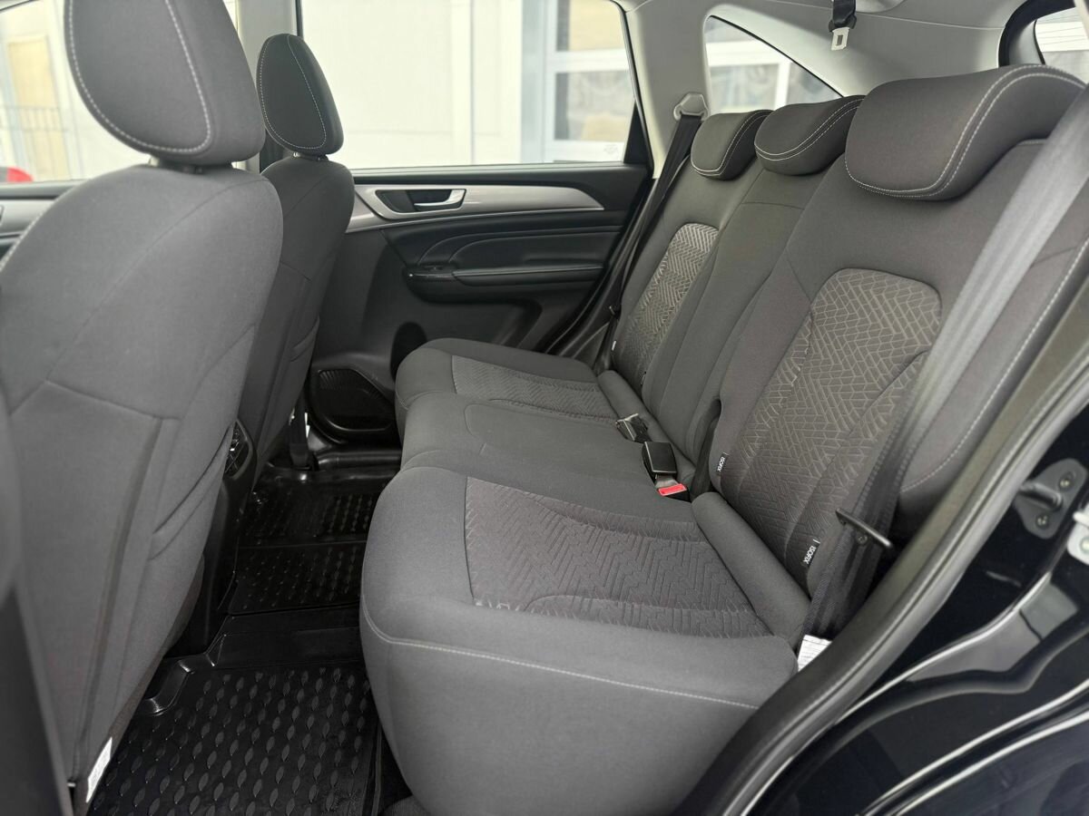 Haval M6 с пробегом — 2024 год. Фото: #9