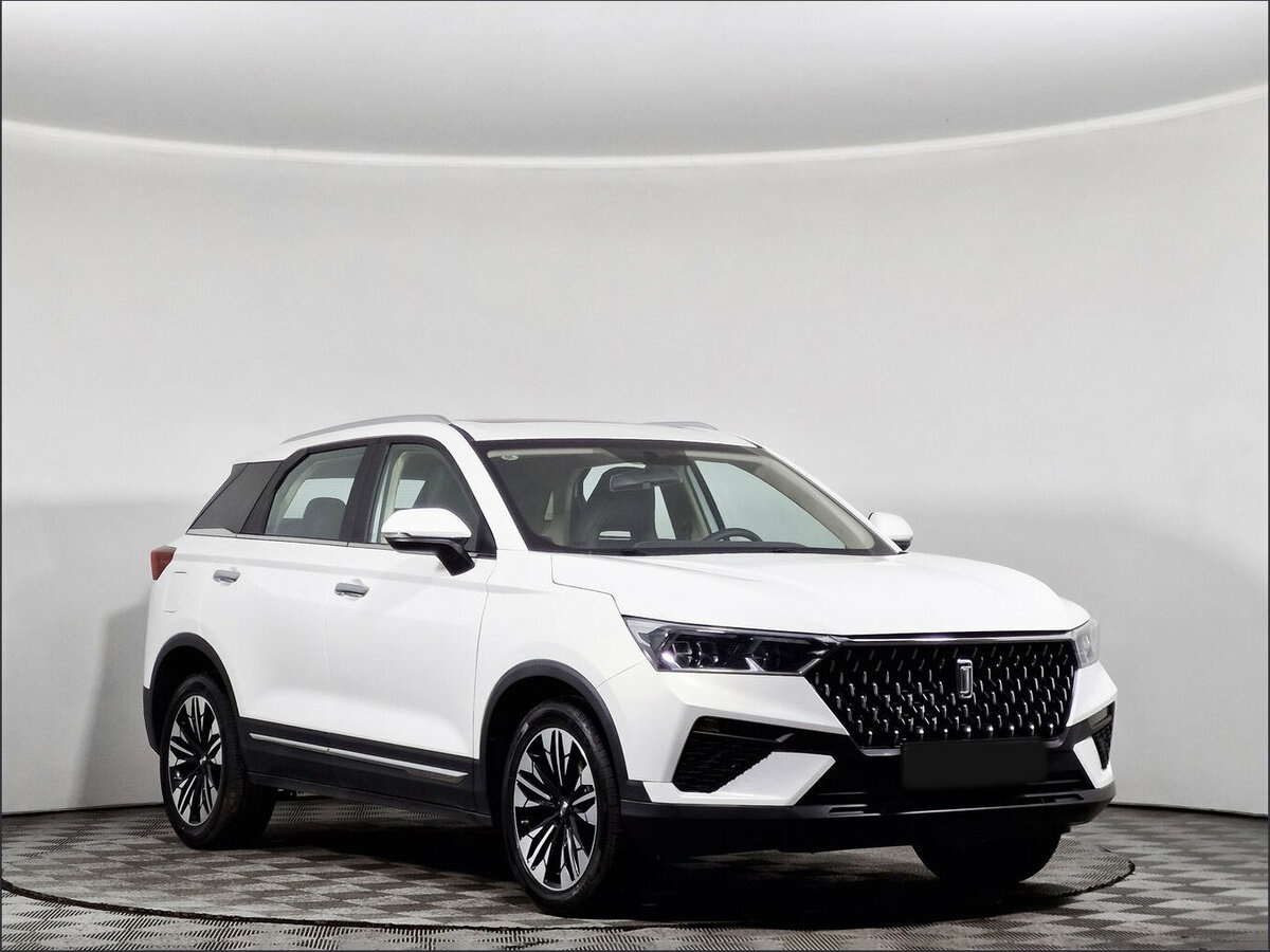 FAW Bestune T77 с пробегом — 2024 год. Фото: #2