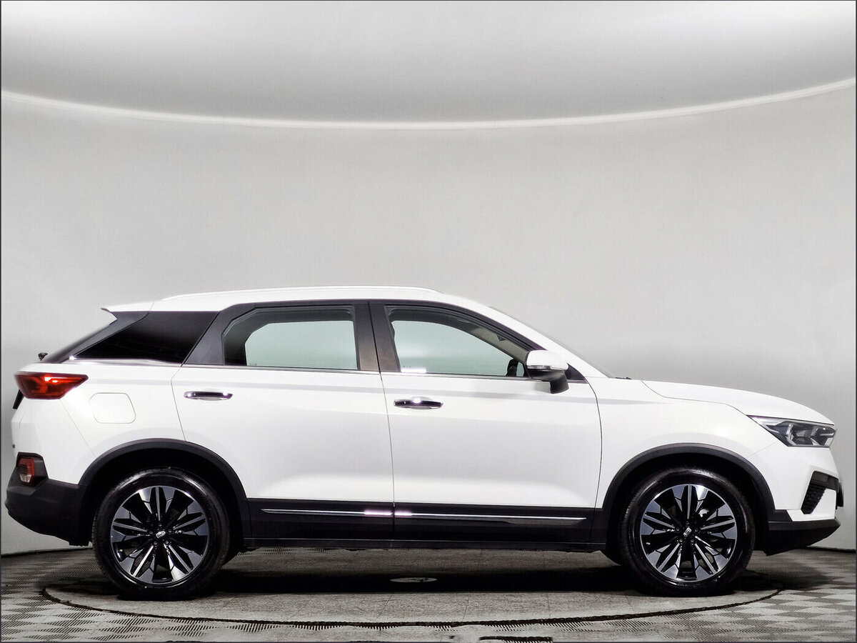 FAW Bestune T77 с пробегом — 2024 год. Фото: #3