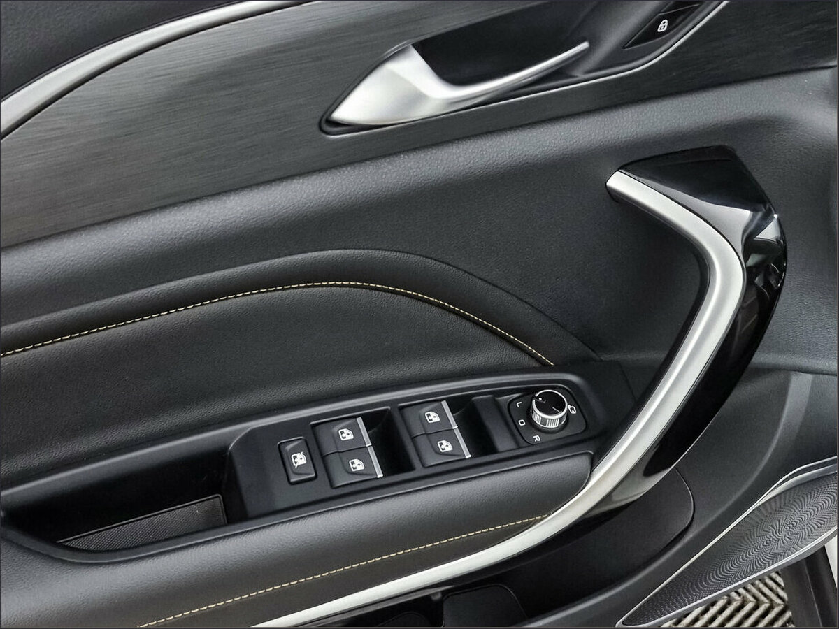 FAW Bestune T77 с пробегом — 2024 год. Фото: #12