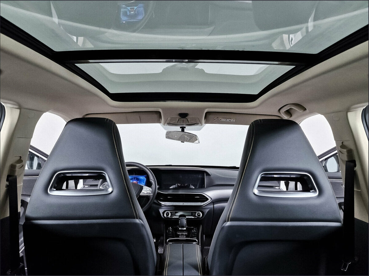 FAW Bestune T77 с пробегом — 2024 год. Фото: #13