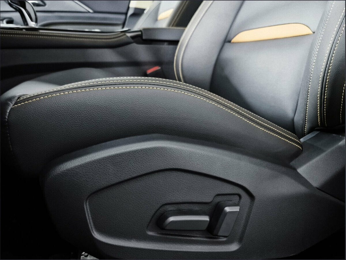 FAW Bestune T77 с пробегом — 2024 год. Фото: #14