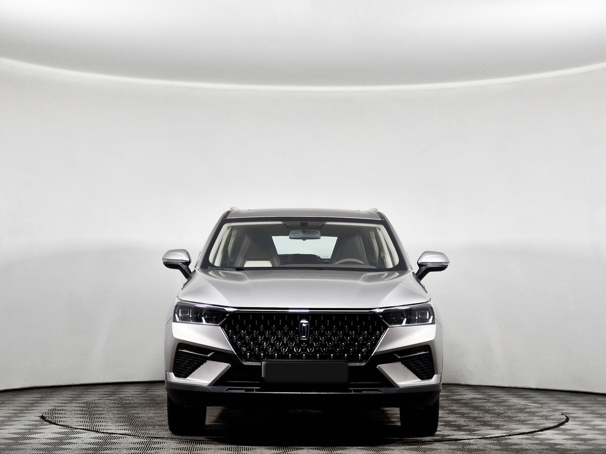 FAW Bestune T77 с пробегом — 2024 год. Фото: #1