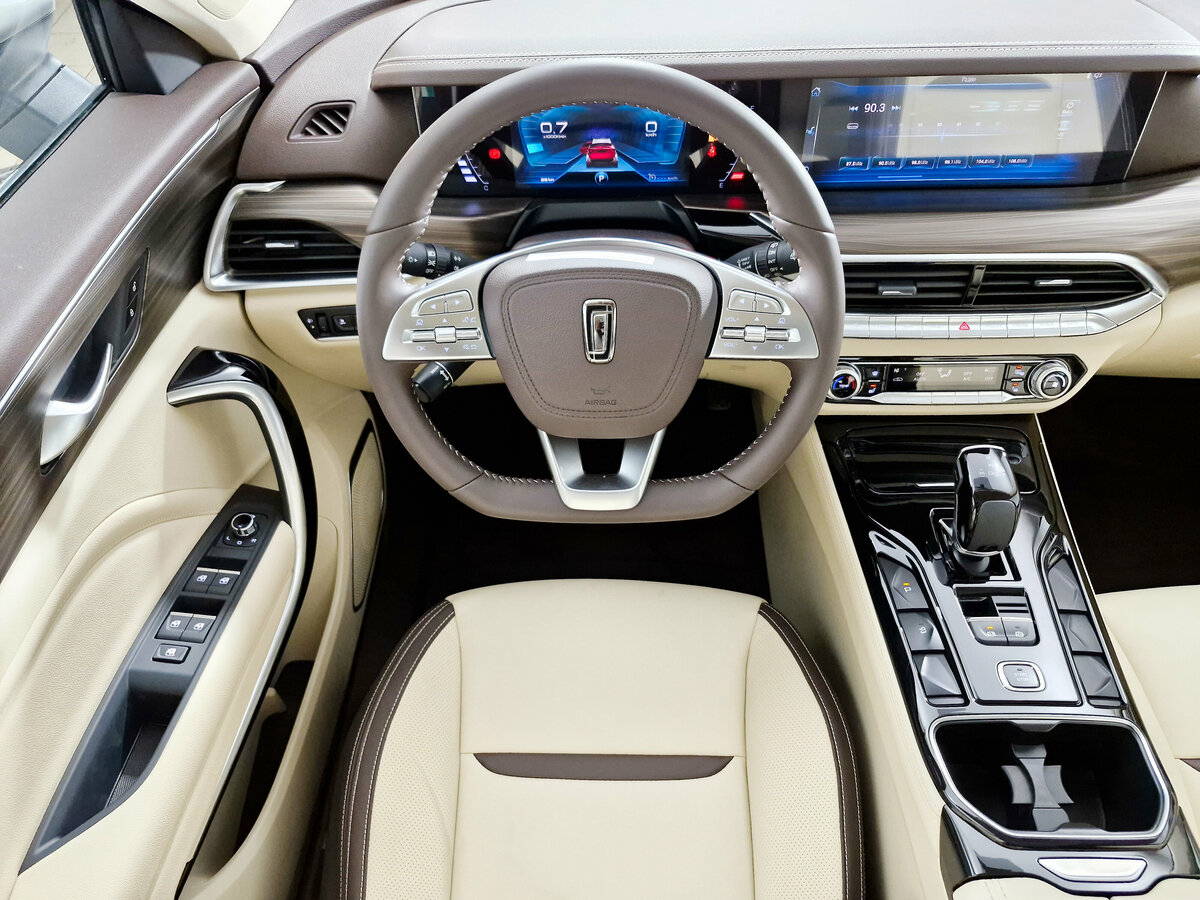 FAW Bestune T77 с пробегом — 2024 год. Фото: #12