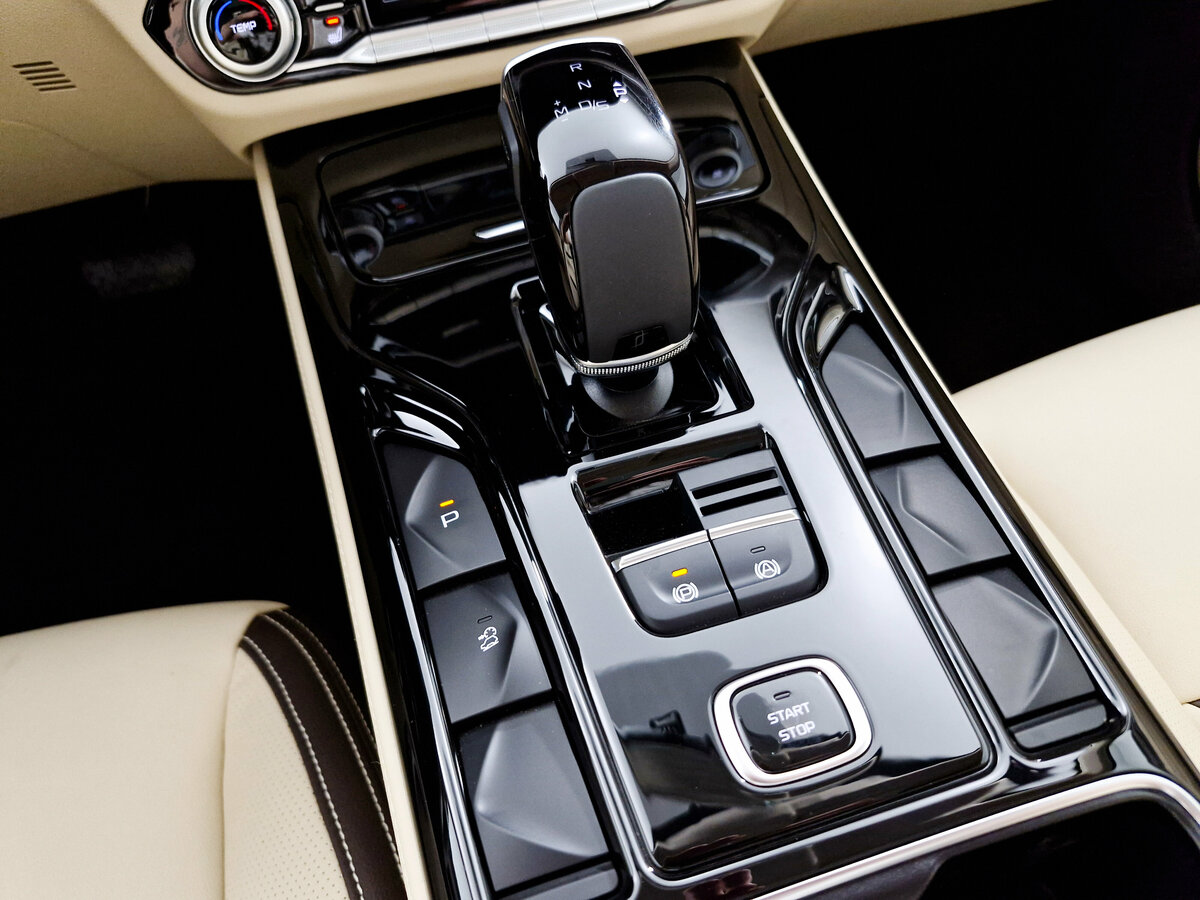 FAW Bestune T77 с пробегом — 2024 год. Фото: #14