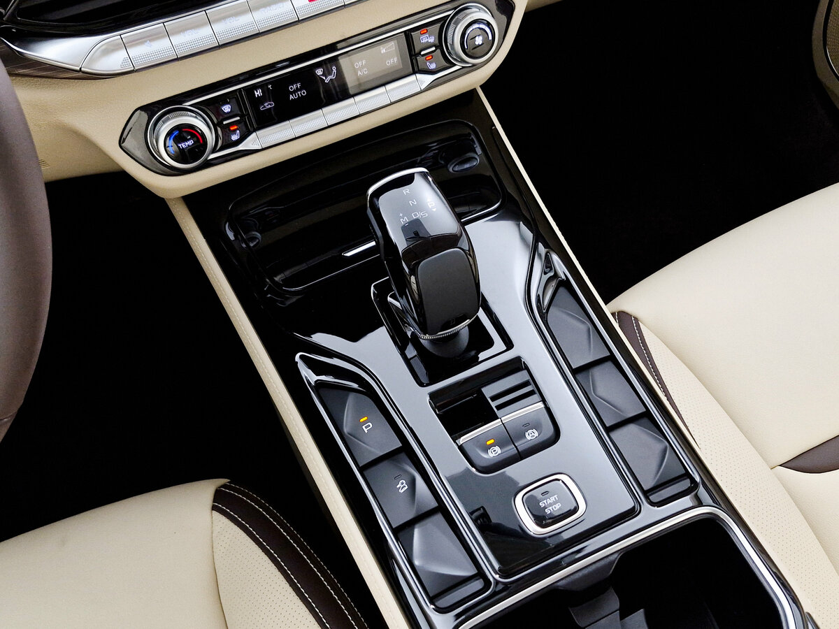 FAW Bestune T77 с пробегом — 2024 год. Фото: #21