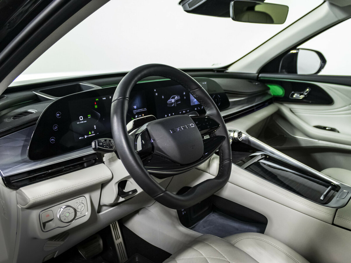 EXEED RX с пробегом — 2024 год. Фото: #8