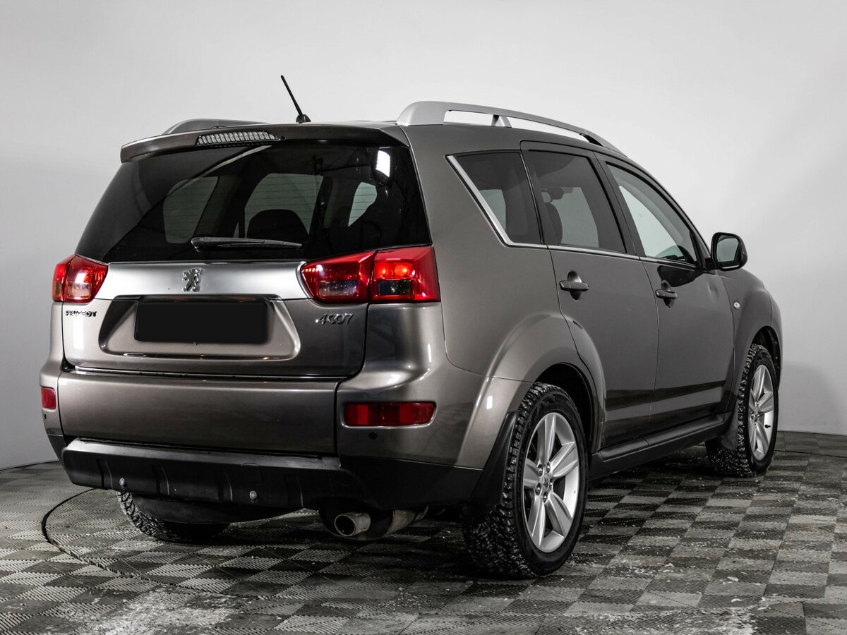 Peugeot 4007 с пробегом — 2012 год. Фото: #3