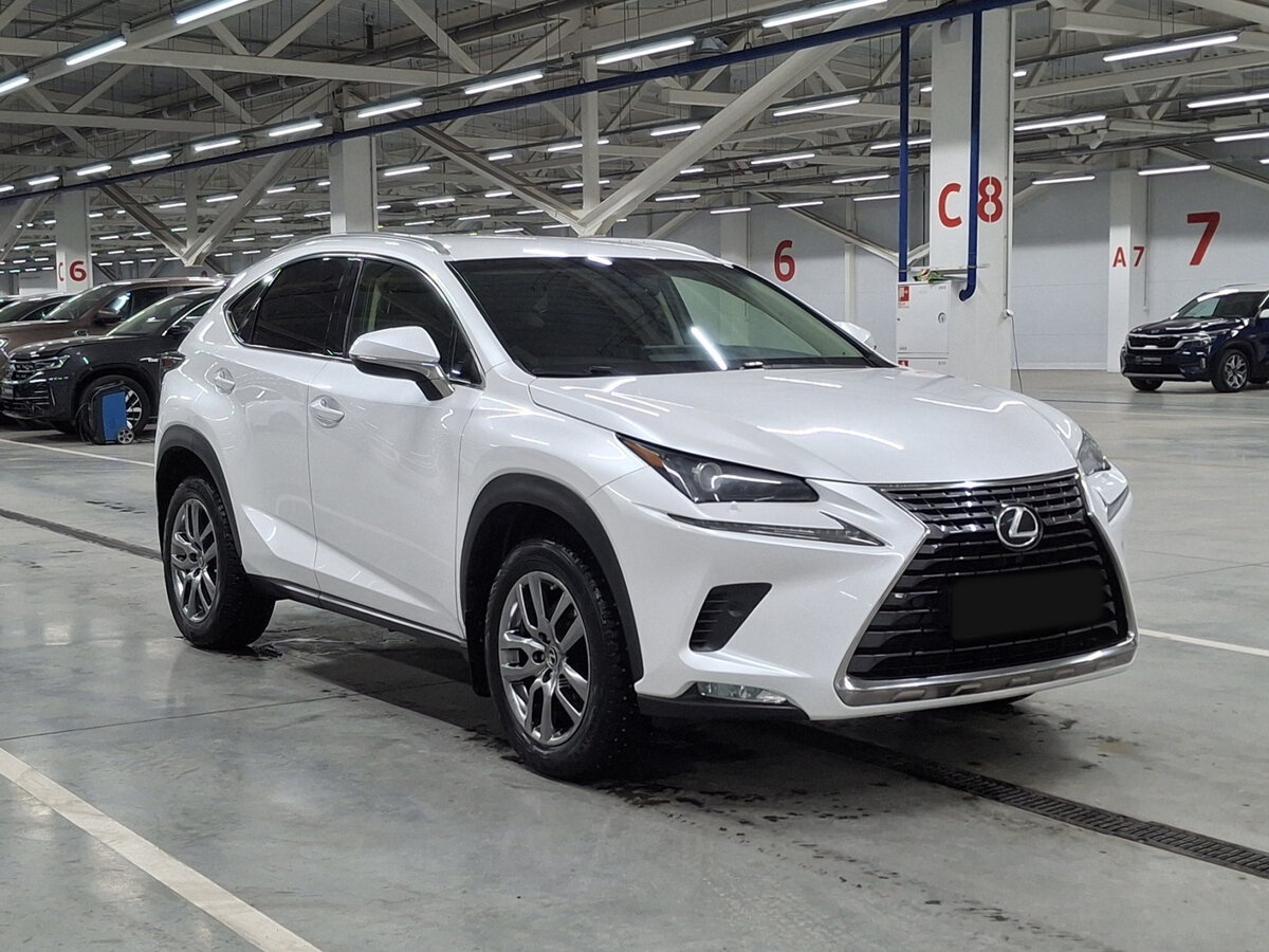 Lexus NX с пробегом — 2018 год. Фото: #2