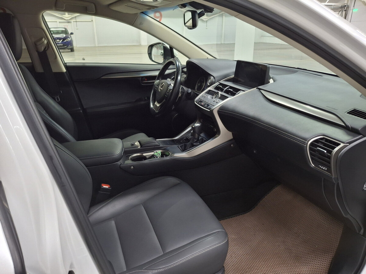 Lexus NX с пробегом — 2018 год. Фото: #9