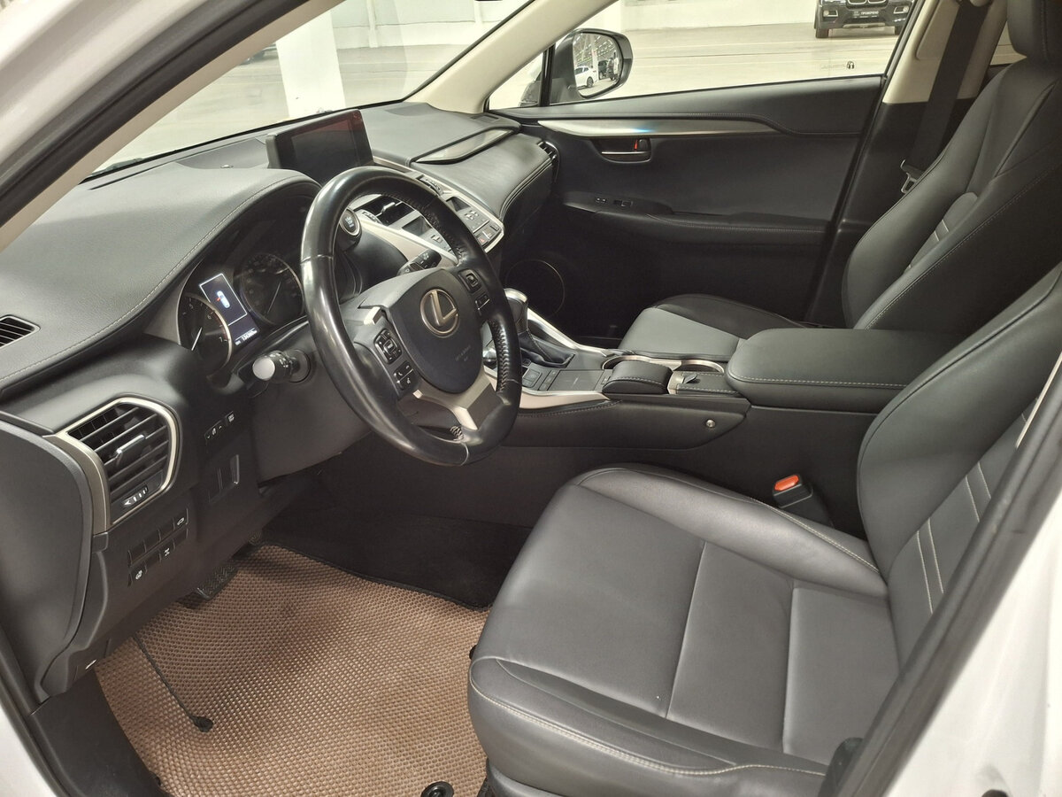Lexus NX с пробегом — 2018 год. Фото: #14