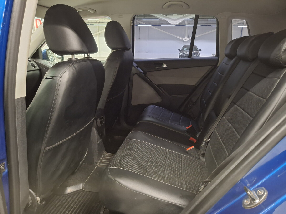 Volkswagen Tiguan с пробегом — 2010 год. Фото: #11