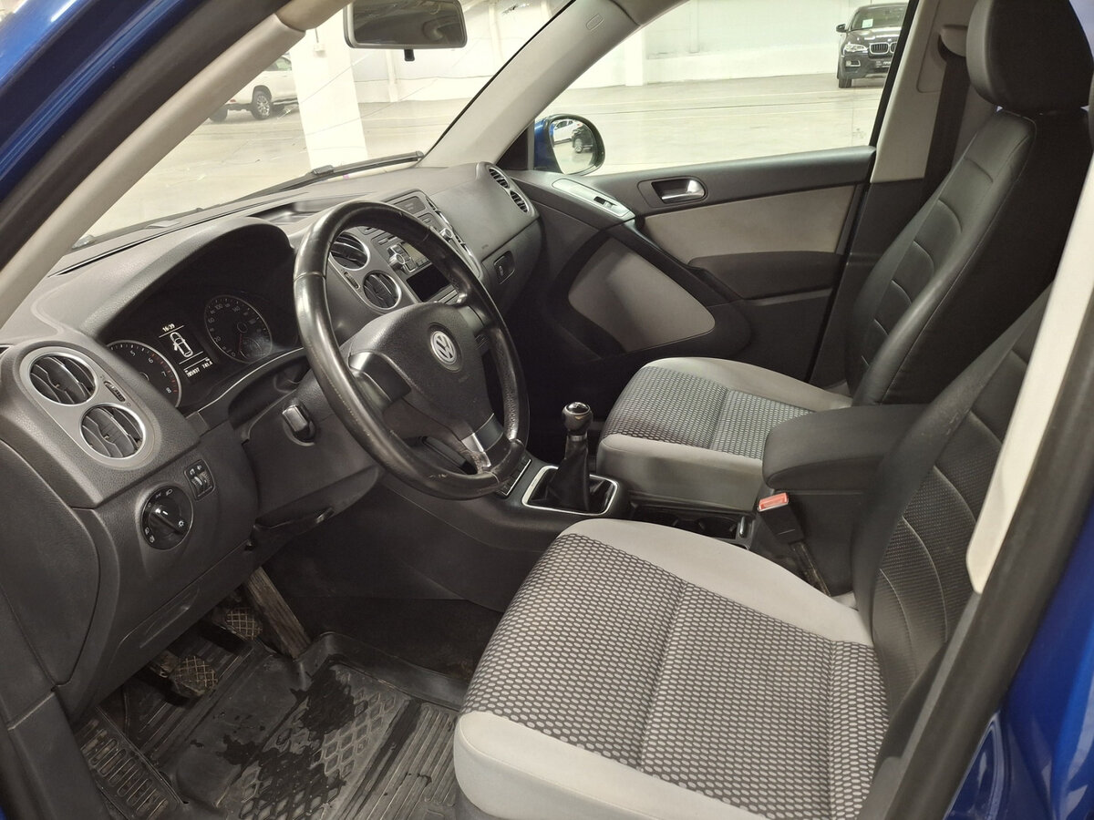 Volkswagen Tiguan с пробегом — 2010 год. Фото: #15