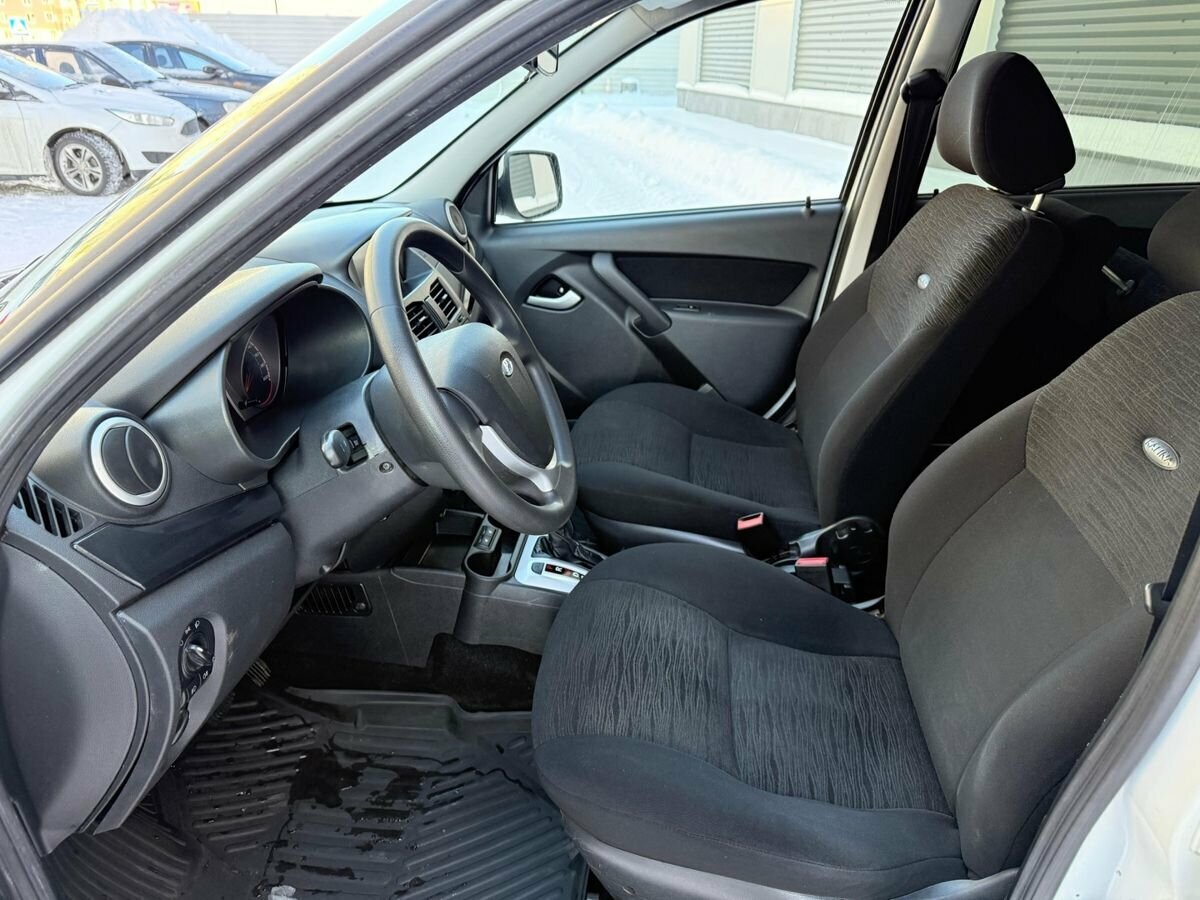 Lada (ВАЗ) Kalina с пробегом — 2013 год. Фото: #6