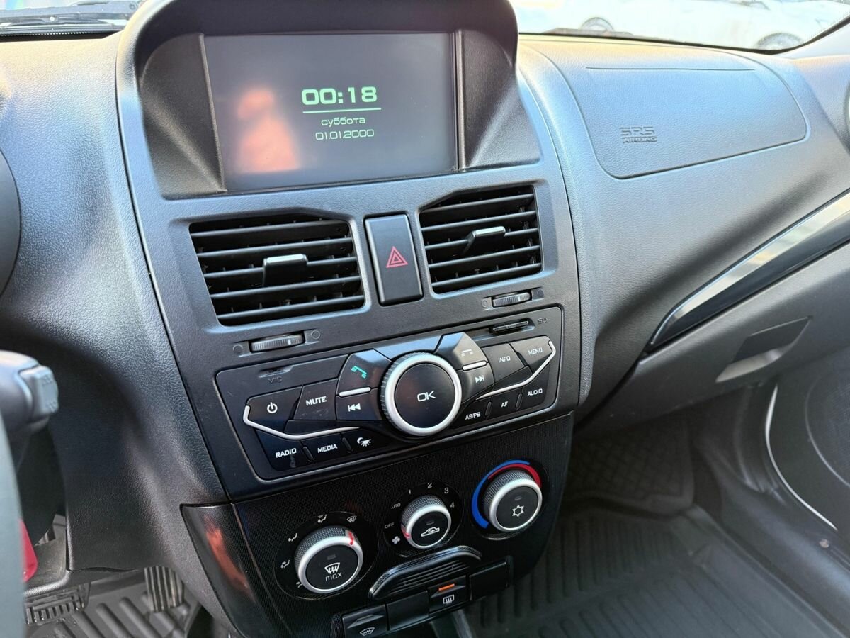 Lada (ВАЗ) Kalina с пробегом — 2013 год. Фото: #10