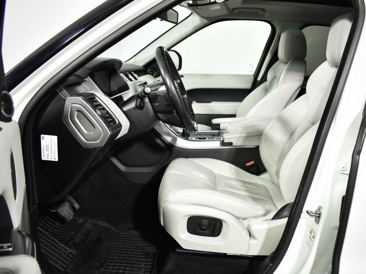 Land Rover Range Rover Sport с пробегом — 2016 год. Фото: #8