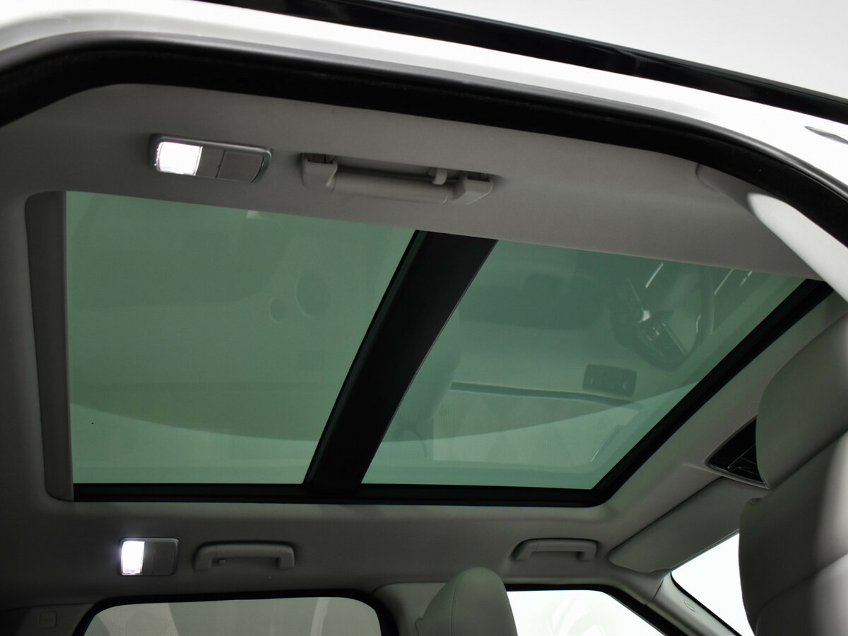 Land Rover Range Rover Sport с пробегом — 2016 год. Фото: #11