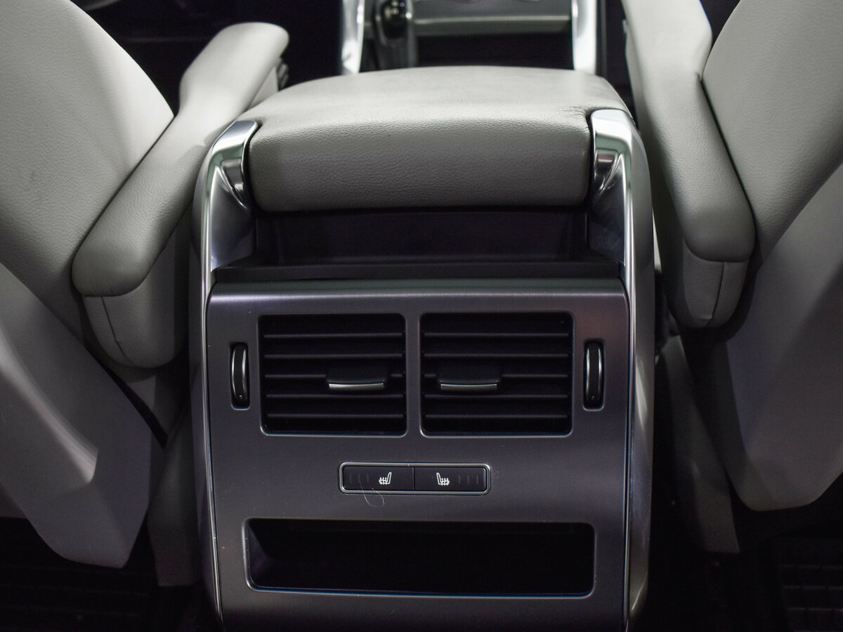 Land Rover Range Rover Sport с пробегом — 2016 год. Фото: #15