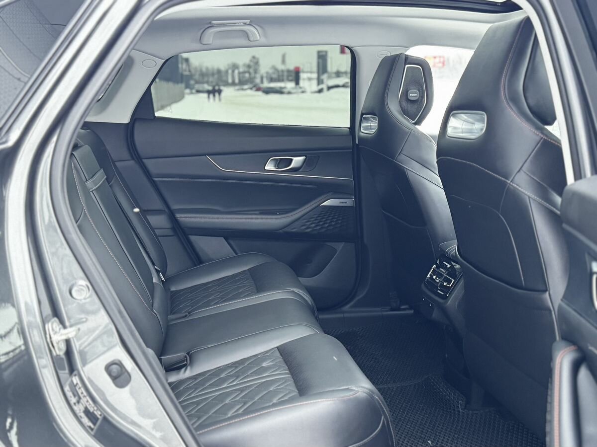 Changan UNI-K с пробегом — 2023 год. Фото: #15